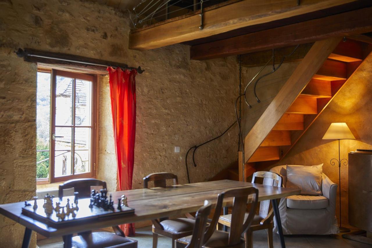 Domaine De Cantegrel - Gites De Charme Et Suite Troglodyte En Perigord Vitrac  Εξωτερικό φωτογραφία